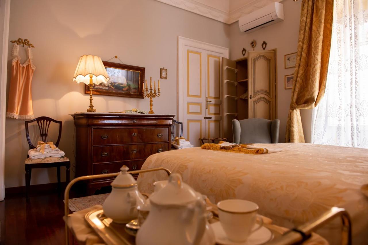 Casa Isabella B&B Рока Сан Джовани Екстериор снимка