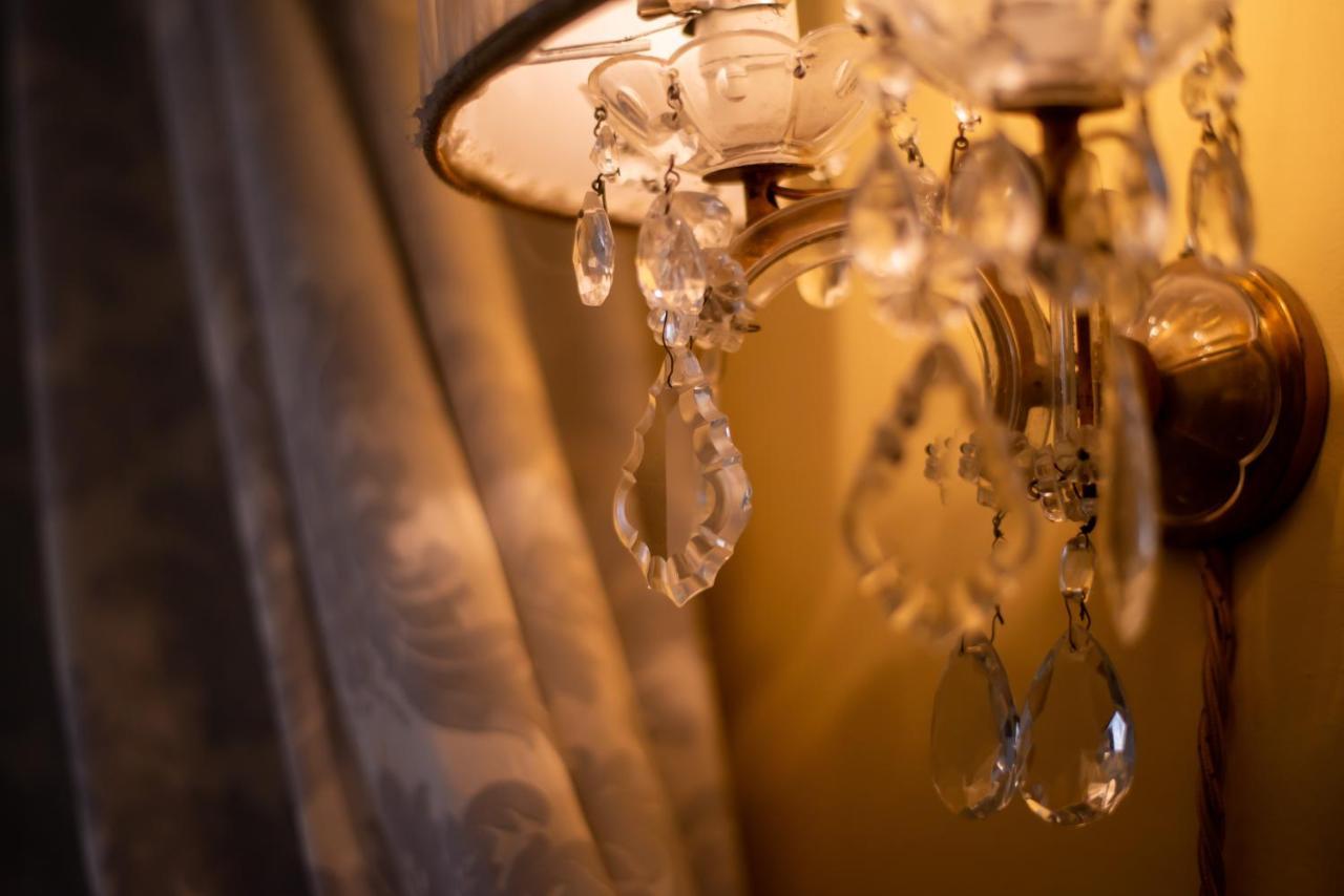 Casa Isabella B&B Рока Сан Джовани Екстериор снимка