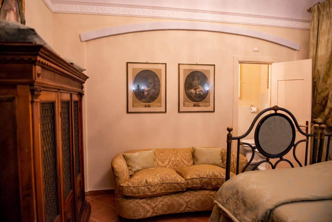 Casa Isabella B&B Рока Сан Джовани Екстериор снимка